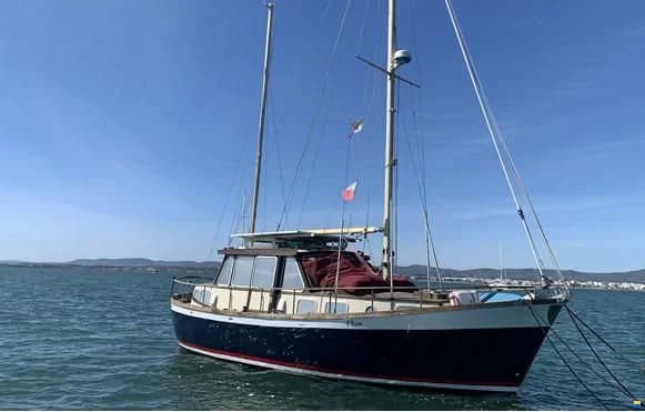 Nauticat 33
