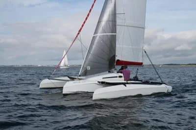 Astus 20.5 Trimaran 2