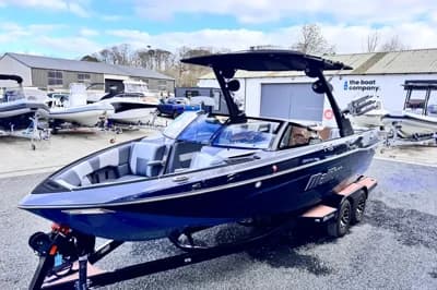 Malibu Wakesetter 23 LSV 2
