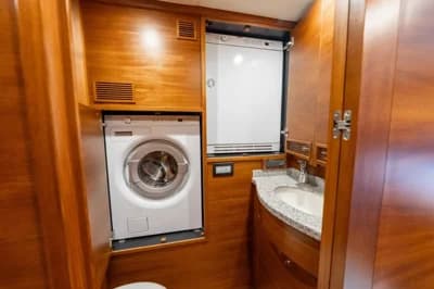 2016 Grand Banks 72 Aleutian RP | 22m 4