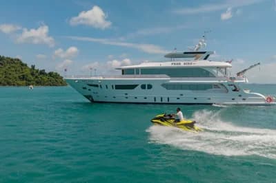 2020 Custom Sliverstar Free Bird Tri Deck 34M | 35m 3