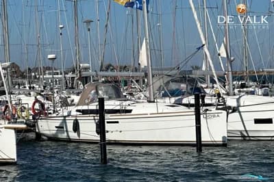 Jeanneau Sun Odyssey 389 2