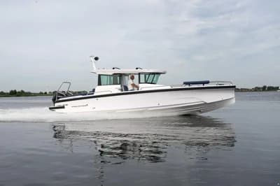 Axopar 29 XC Cross Cabin 2