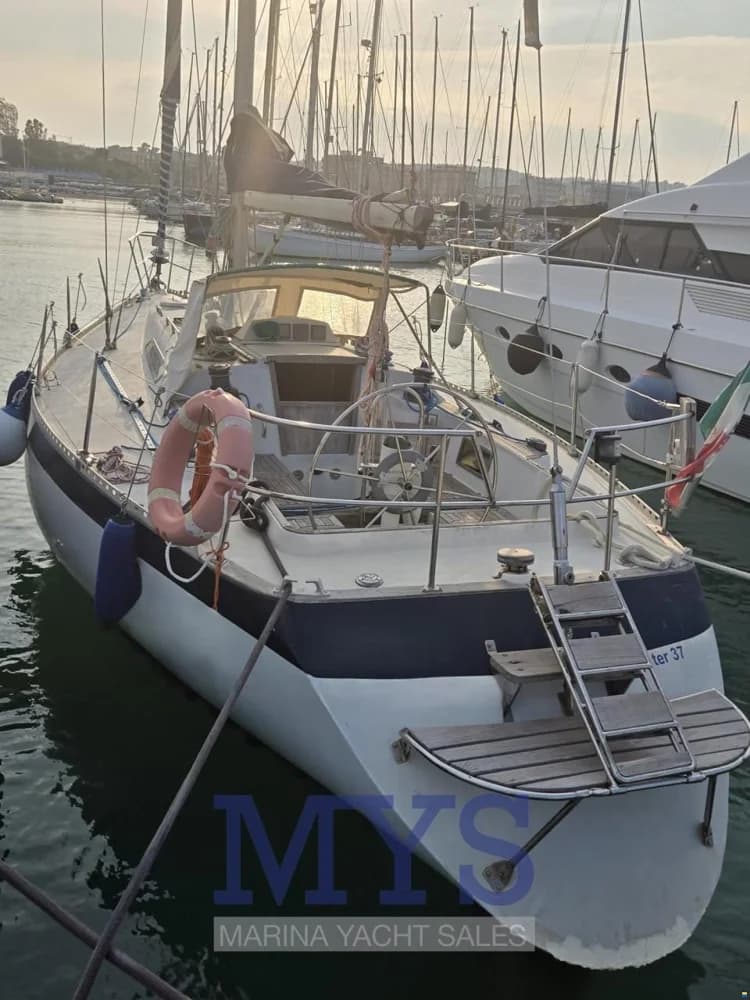 Oyster Heritage 37'