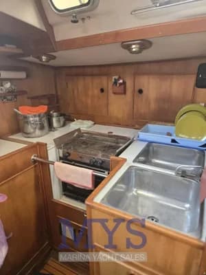Oyster Heritage 37' 3