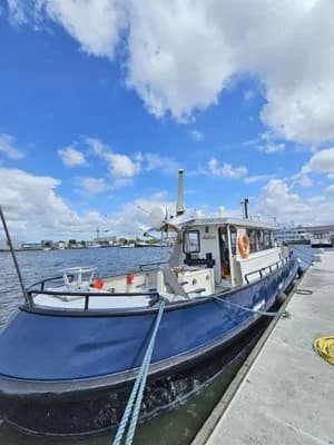 ex Patrouille vaartuig / Varend Woonschi 2