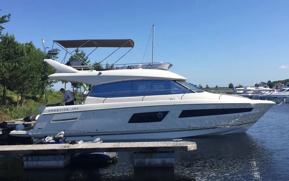 2017 Prestige 450 | 14m