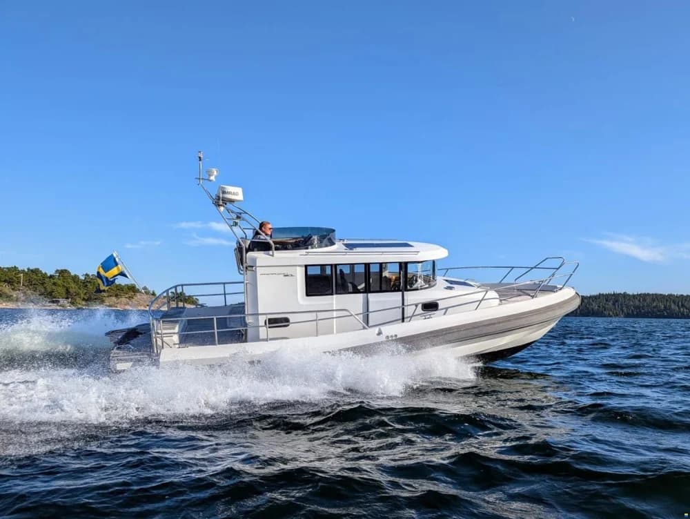 Paragon Yachts 31 Flybridge