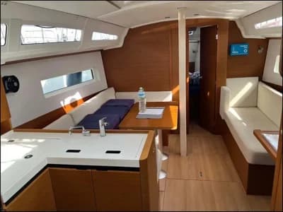 2024 Jeanneau Sun Odyssey 380 Boat for Sale in Palma 4