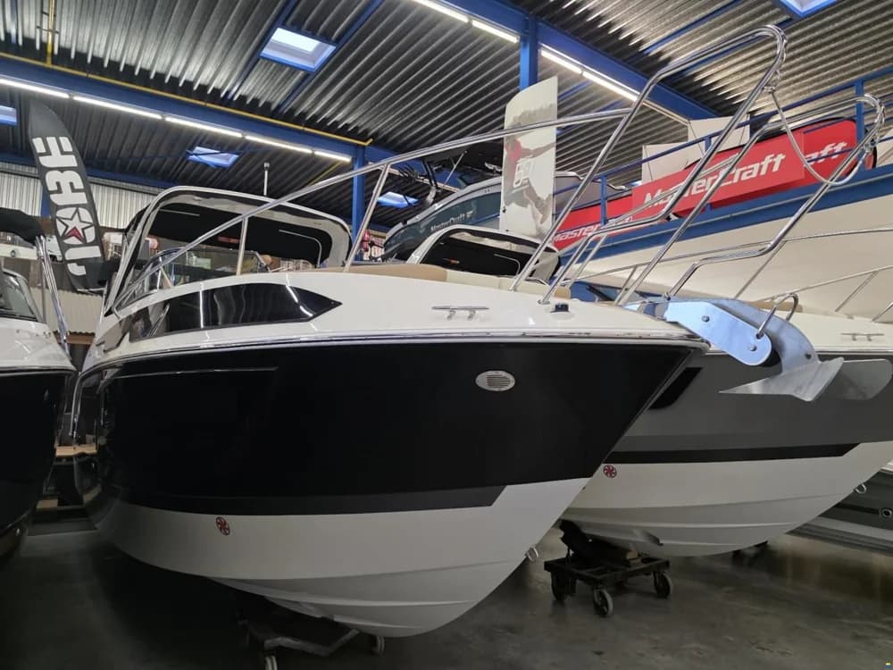 Bayliner Ciera 8