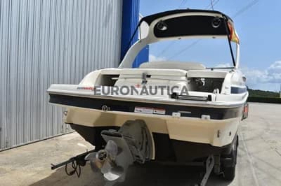 2009 Larson LXi 258 | 8m 4