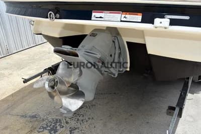 2009 Larson LXi 258 | 8m 5