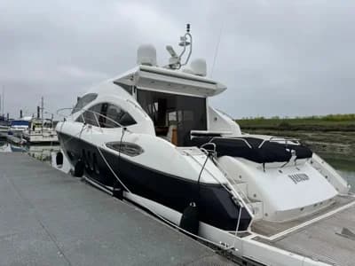 2009 Sunseeker Predator 52 Boat for Sale in Essex 2