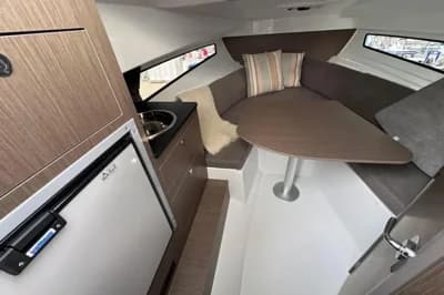 2026 Beneteau Flyer 8 SUNdeck V2 | 8m 4