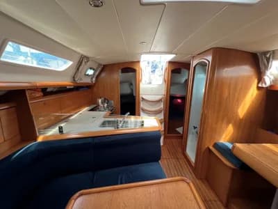 2000 Jeanneau Sun Fast 37 Boat for Sale in Plymouth 2