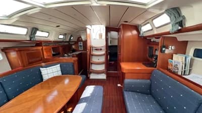2006 Beneteau Oceanis Clipper 423 Boat for Sale in Plymouth 2