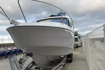 2025 Beneteau Antares 8 | 8m 2