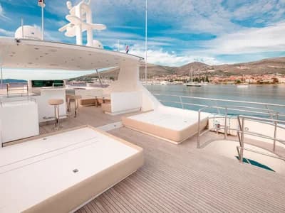 2012 Horizon Explorer Yacht | 24m 4