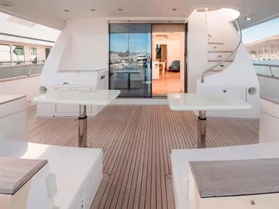 2012 Horizon Explorer Yacht | 24m 5