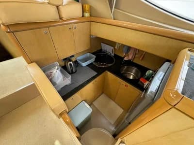 2006 Ferretti Yachts 460 Boat for Sale 5