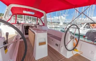 2018 Beneteau Oceanis 38.1 3