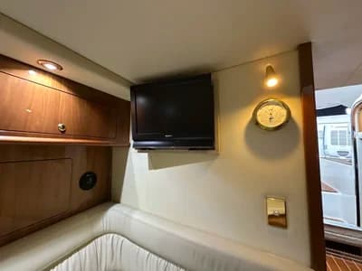 2006 Mustang 3800 Sportscruiser Boat for Sale in Poole 4