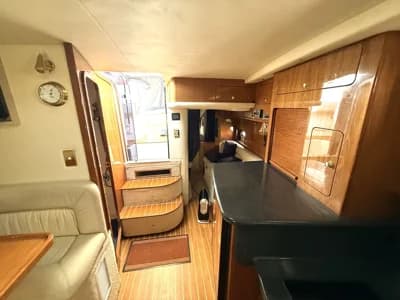 2006 Mustang 3800 Sportscruiser Boat for Sale in Poole 5