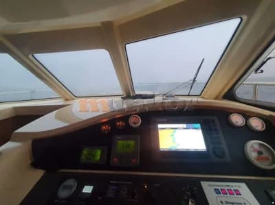 Greenline 33 Hybrid 3