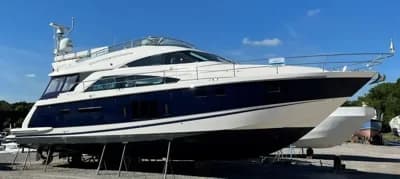 2012 Fairline Squadron 58 Boat for Sale in Southampton 2