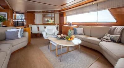 2000 Sanlorenzo 82 Boat for Sale in Med 4