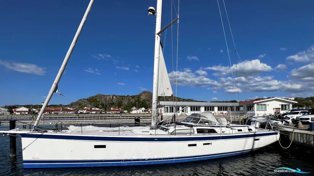 Hallberg-Rassy 57