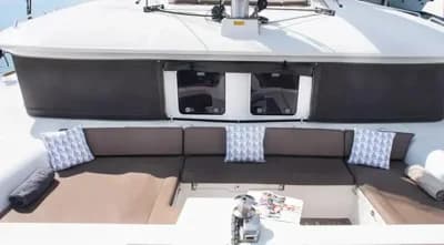 2014 Lagoon 450 Boat for Sale in . 4