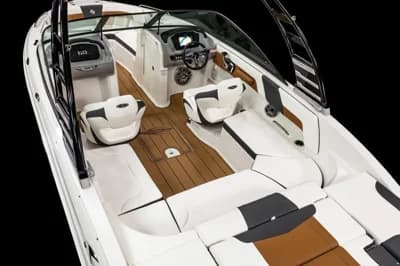 Chaparral GTS 3 4