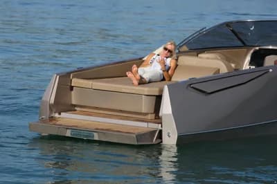 Ganz Boats Ovation 7.6 Cabin 4