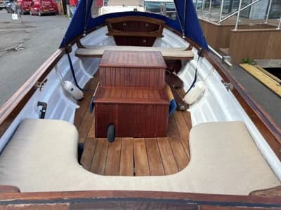 2012 Dayboat 12' Boat for Sale in Wroxham 5