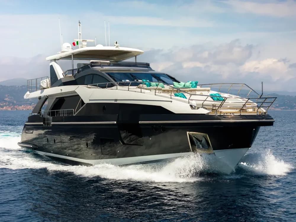 2019 Azimut 88 Boat for Sale in Imperia
