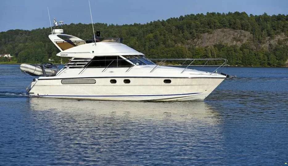 Fairline Phantom 37