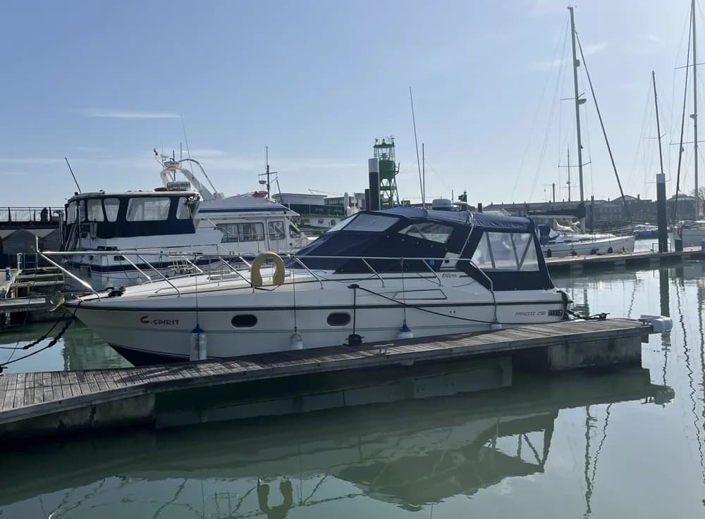1987 Princess 286 Riviera Boat for Sale in Gosport