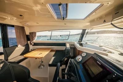 Parker 800 Weekend inkl. 200 PS und Trailer 5