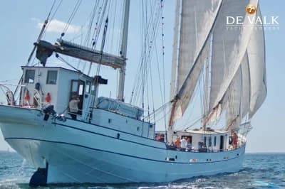 Passenger Vessel Minerva 2