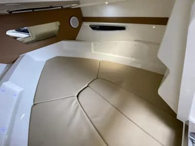 Sea Ray Sun Sport 230 Limited Edition 5