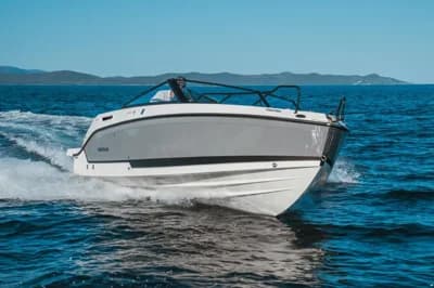 Quicksilver 675 Cruiser Deluxe Edition + F200Xl V6 3
