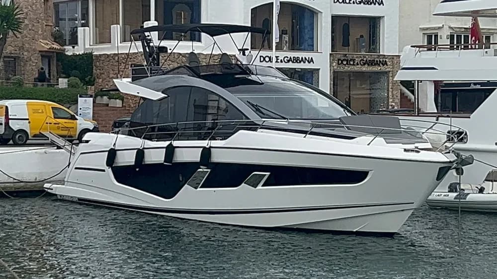 2022 Sunseeker 65 Sport Yacht Boat for Sale in South of