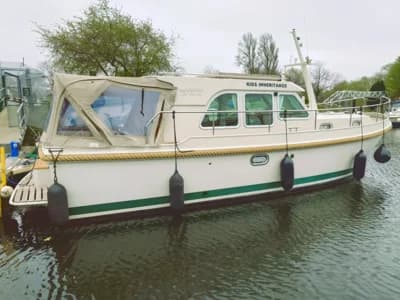 2007 Linssen 29.9 Sedan Boat for Sale in Bray 2