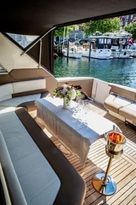 Sea Ray 480 Sundancer 3