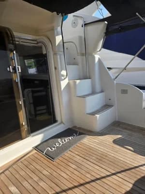 1997 Silverton Sedan Cruiser 36 Fly Boat for Sale in Krk 2