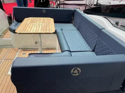 Parker 720 Adventure Mercury F250 5