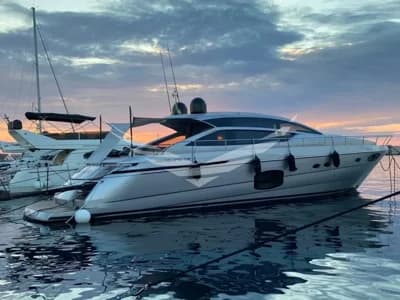 2020 Pershing 62 Boat for Sale 2