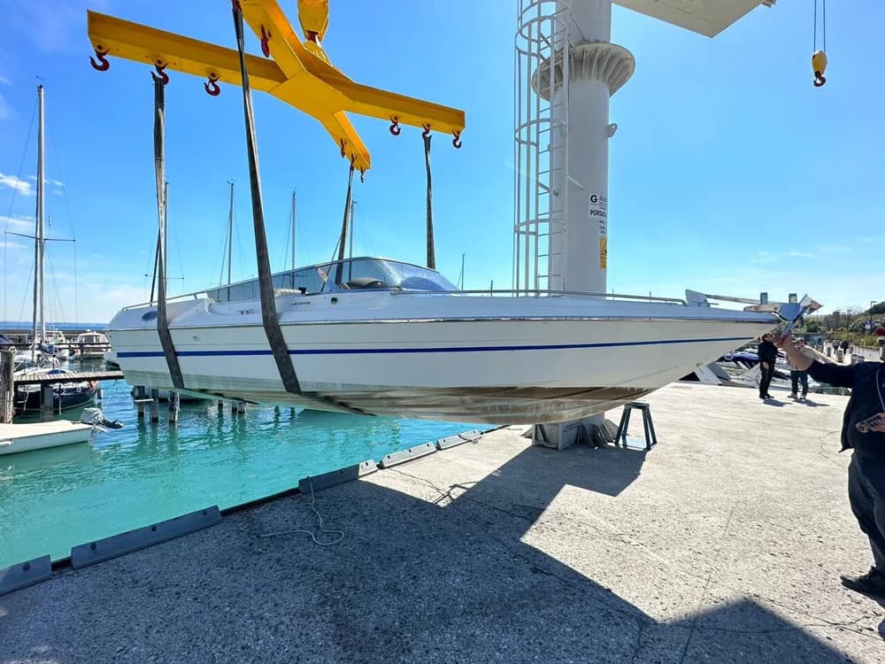 Mostes Venere 24 Pollini Nautica Moniga DEL Garda