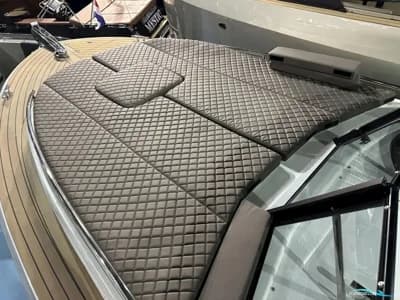 Maxima 920 Cabin 3